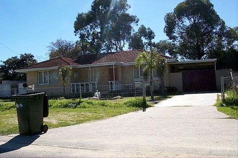 32 Winterton Way, Girrawheen, WA 6064