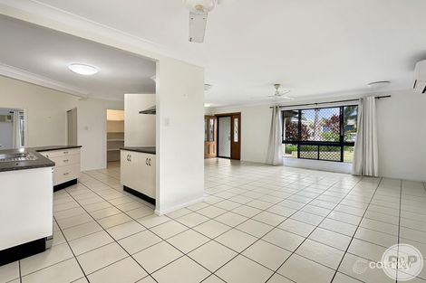 Property photo of 17 Minstrel Court Bushland Beach QLD 4818