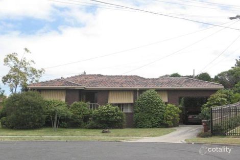 Property photo of 4 Gavan Court Frankston VIC 3199