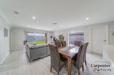 Property photo of 278 Thirlmere Way Thirlmere NSW 2572