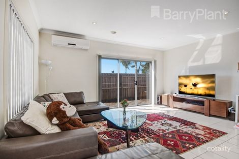 Property photo of 11 Morgan Crescent Werribee VIC 3030