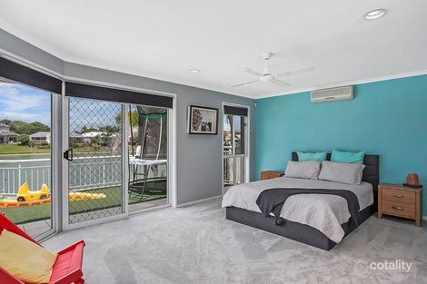 Property photo of 10 Villa Court Broadbeach Waters QLD 4218