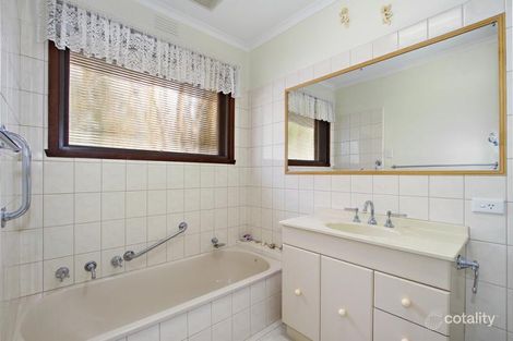 1009 Mt Dandenong Tourist Rd, Montrose, VIC 3765