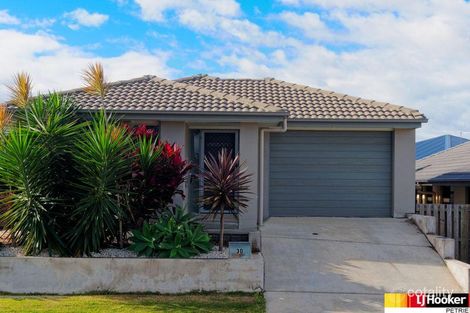 30 Diane Pde, Kallangur, QLD 4503