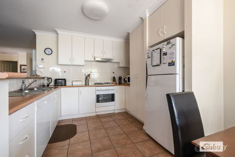 Property photo of 2/30 Wilson Street Wodonga VIC 3690