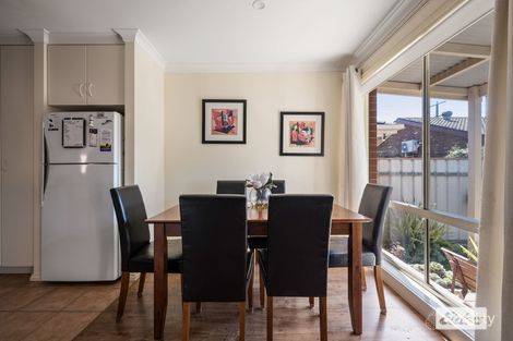 Property photo of 2/30 Wilson Street Wodonga VIC 3690