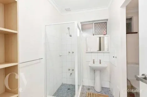 Property photo of 24B Oldham Crescent Hilton WA 6163