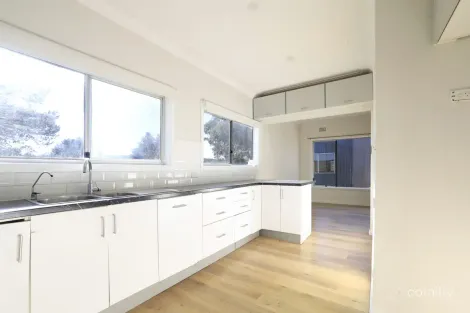 480 Dewsburys Lane, Lake Bathurst, NSW 2580