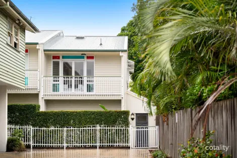 3/11 Ellena Ave, Greenslopes, QLD 4120