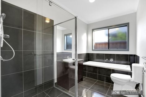 Property photo of 3 Friend Way Tarneit VIC 3029