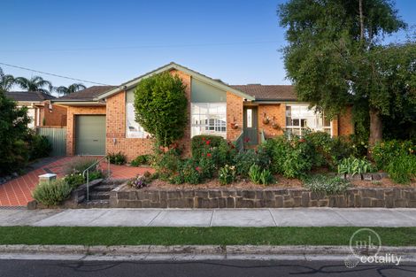 2 Lyell Pde, Greensborough, VIC 3088