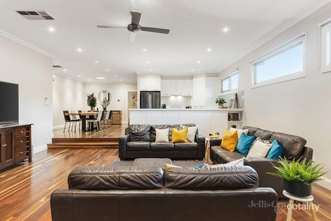 Property photo of 24 Prosperity Road Lower Plenty VIC 3093