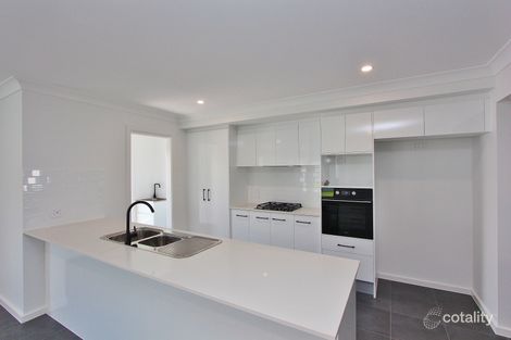 Property photo of 5 Ganges Court Dunbogan NSW 2443