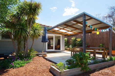 Property photo of 1 Roderick Street Castlemaine VIC 3450