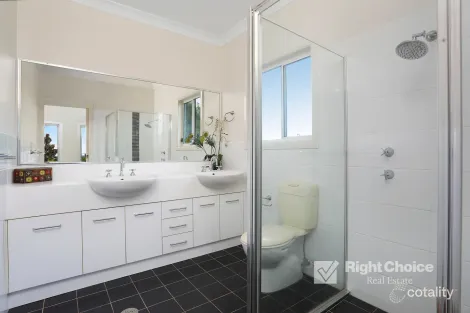 Property photo of 23 Riverside Crescent Haywards Bay NSW 2530