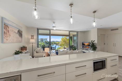 Property photo of 333/3 Pendraat Parade Hope Island QLD 4212