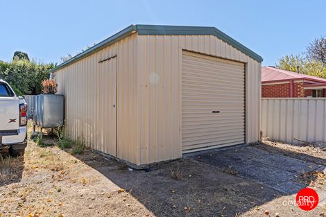Property photo of 214 Mackenzie Street West Kangaroo Flat VIC 3555