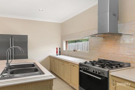 Property photo of 2/7 Eley Road Box Hill South VIC 3128