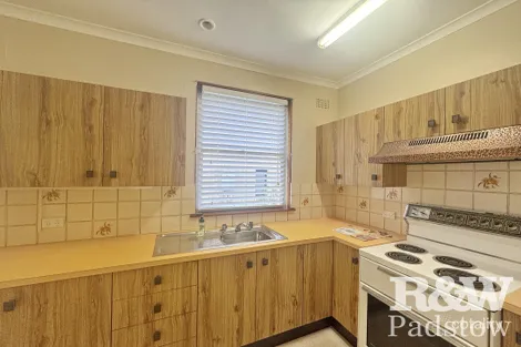 Property photo of 32 Wilberforce Road Revesby NSW 2212