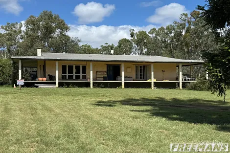 19 Burnett St, Nanango, QLD 4615
