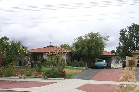 624 Beach Rd, Hamersley, WA 6022