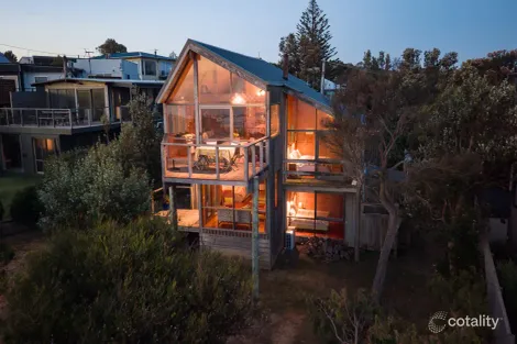 Property photo of 13 Beach Court Smiths Beach VIC 3922