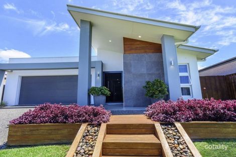 Property photo of 44 Glenbrook Street Ningi QLD 4511