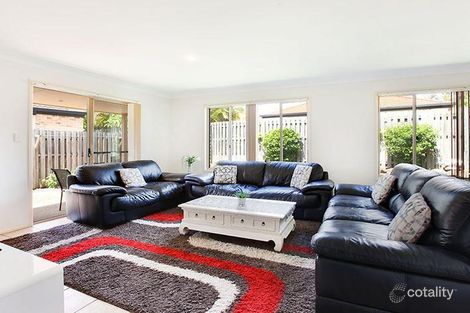 4 Fairbank Ct, Merrimac, QLD 4226