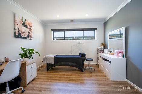 Property photo of 37 Pech Avenue Jindera NSW 2642