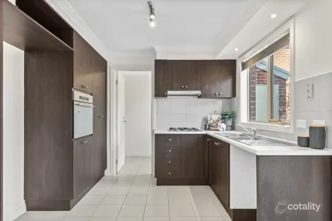 Property photo of 9/15 Chenies Street Reservoir VIC 3073