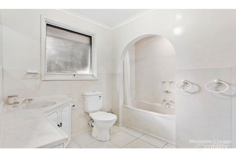 Property photo of 5 Dianella Court Narre Warren VIC 3805