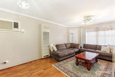 Property photo of 77 Moonstone Circuit St Albans VIC 3021