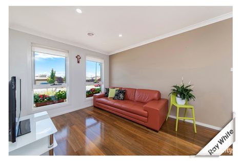 Property photo of 17 Hilda Kincaid Crescent Macgregor ACT 2615