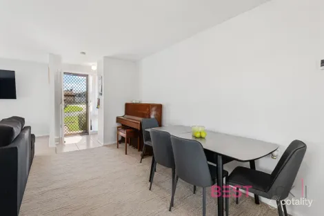 Property photo of 3 Whiteman Place Windradyne NSW 2795