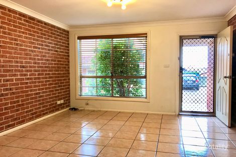 Property photo of 2/24 Gunsynd Avenue Casula NSW 2170