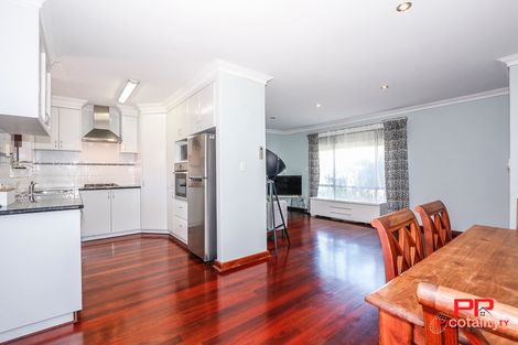 Property photo of 2/118 West Road Bassendean WA 6054