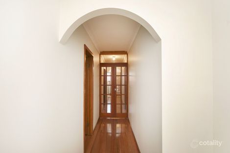 Property photo of 3 Gunsynd Close Thomastown VIC 3074