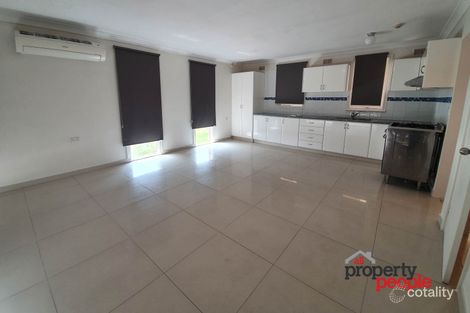 Property photo of 2 Boree Place Macquarie Fields NSW 2564