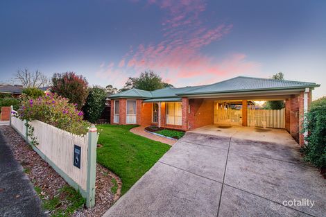 Property photo of 23 Castricum Place Ferntree Gully VIC 3156