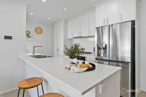 Property photo of 8 Knave Lane Innaloo WA 6018