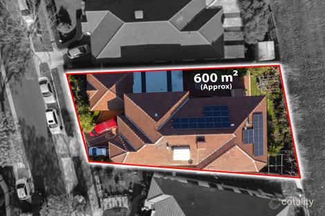 Property photo of 8 Wild Crescent Roxburgh Park VIC 3064