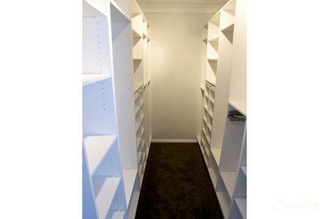 Property photo of 8 Cunjegong Loop Gobbagombalin NSW 2650