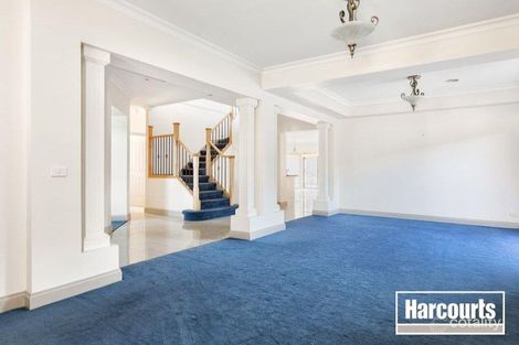 Property photo of 20 Lyrebird Gardens Berwick VIC 3806
