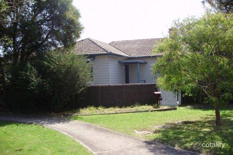 2 Birdwood Ave, Wattle Grove, NSW 2173