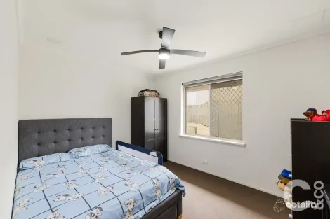 Property photo of 11 Morrit Way Parmelia WA 6167