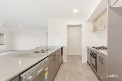 Property photo of 52 Mackellar Way Walloon QLD 4306