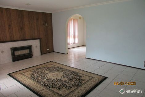 Property photo of 95 Redditch Crescent Deer Park VIC 3023