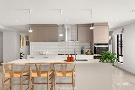 Property photo of 32 Sovereign Drive Mount Duneed VIC 3217