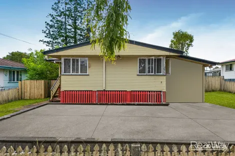 7 Peacock St, One Mile, QLD 4305