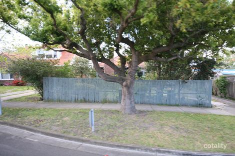 14 Douglass St, Manifold Heights, VIC 3218